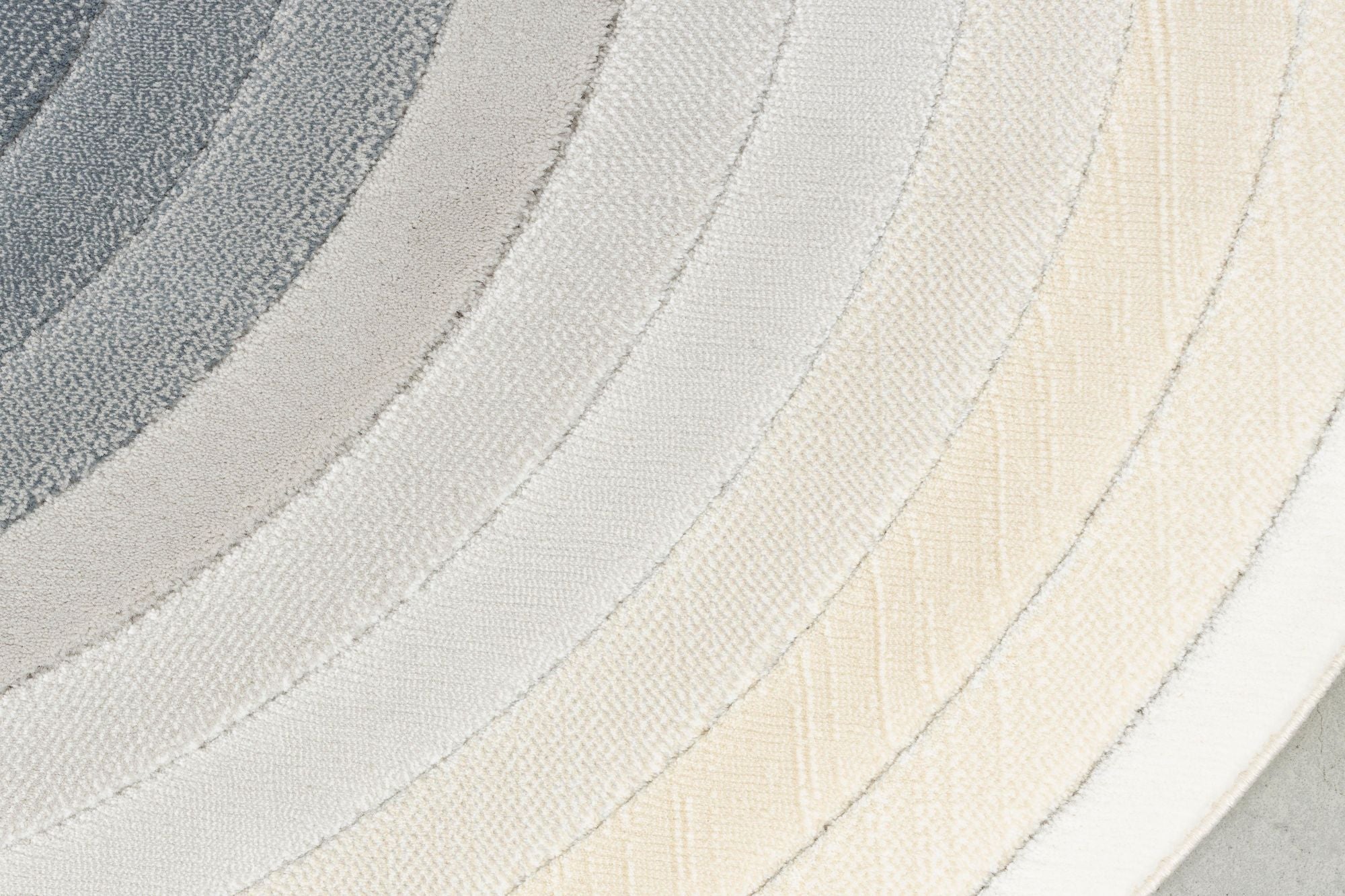 Zuiver Olympic Indigo Blue Gradient Oval rug 200x290